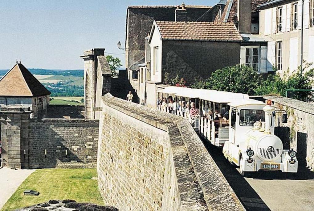 Appartement Proche Des Remparts Langres Dış mekan fotoğraf
